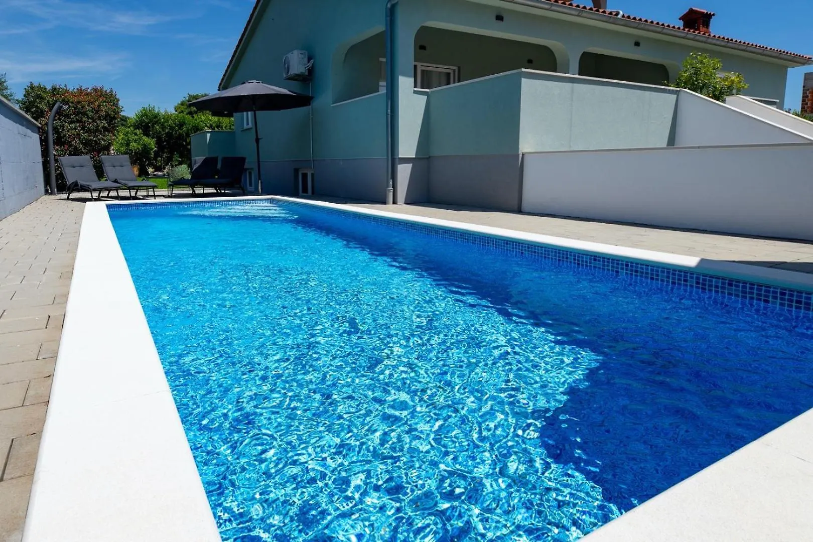 Prázdninový dům Holiday House Vanessa With Pool Near Pula Galižana