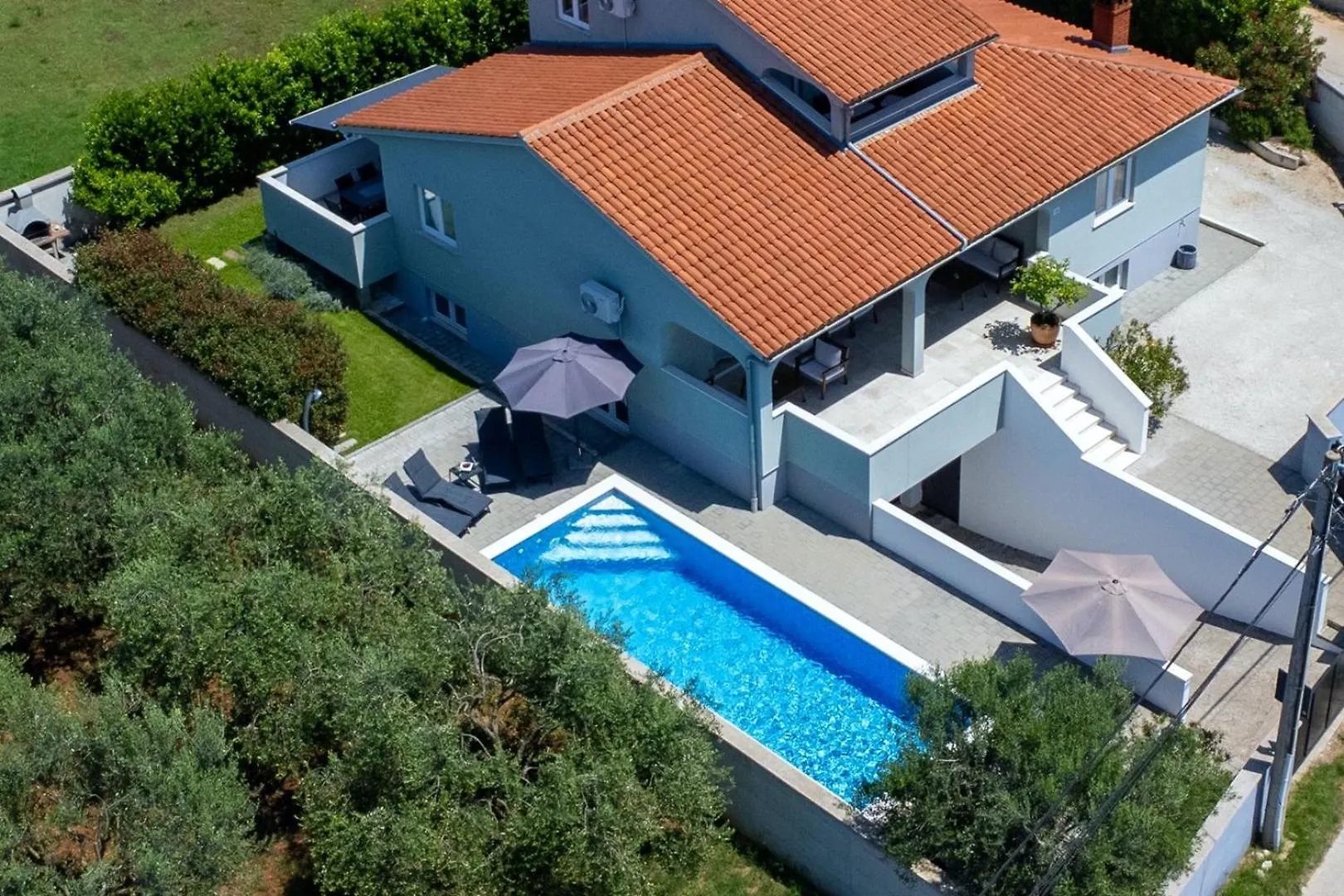 Holiday House Vanessa With Pool Near Pula Galižana